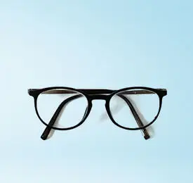 Oval Reading Glasses Look Essential